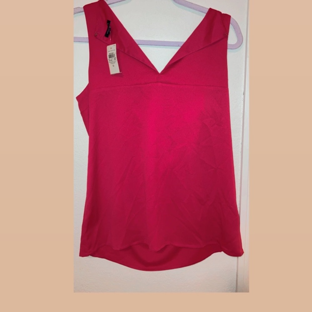 Ann Taylor size 6 blouse new with tags